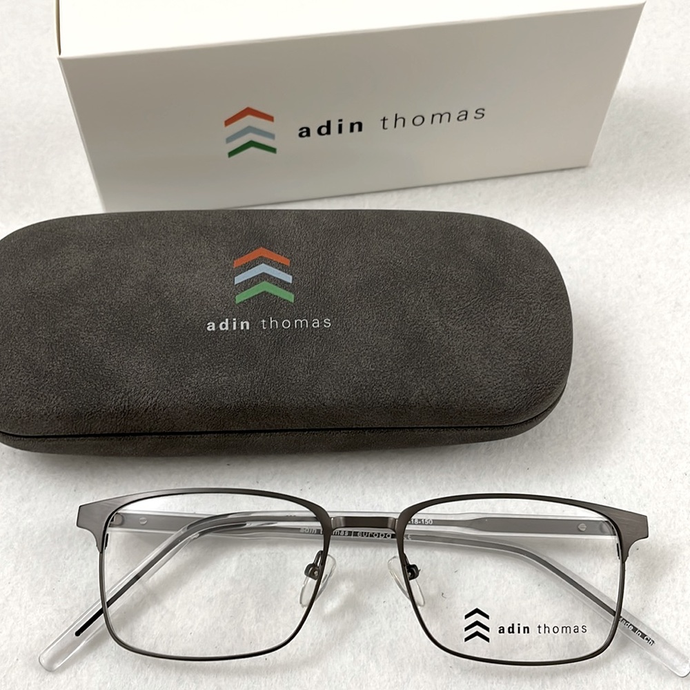 New in box Adin Thomas eyeglass frame AT502